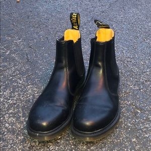 Doc Martens 2976 Smooth Leather Chelsea Boots
